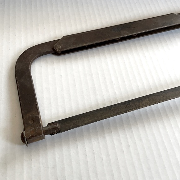 Vintage Hand Saw Display Piece Wood Handle Decorative Home Garage Decor - Picture 8 of 8